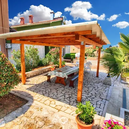 Fuer 4 Personen Ca 50 Qm In Fazana-surida, Istrien Istrische Riviera Apartment