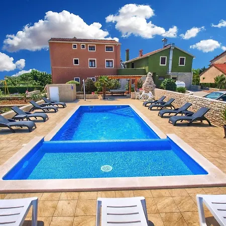 Fuer 4 Personen Ca 50 Qm In Fazana-surida, Istrien Istrische Riviera * Valbandon